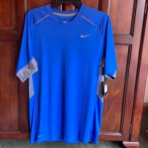 Nike short sleeve shirt